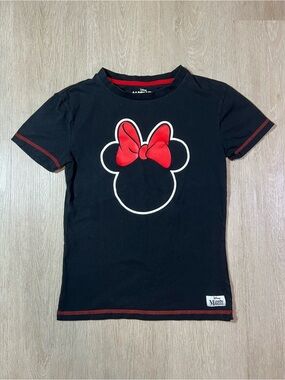 Disney Black Tee with Red Minnie Mouse Bow Graphic Women’s Size Small